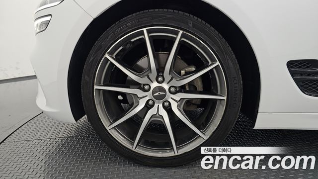 Genesis G70 из Кореи Encar
