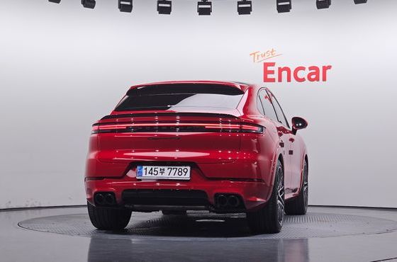 Porsche Cayenne 4.0 GTS — пробег 23 524 км — фото 4 из 5