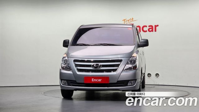Hyundai Starex 5-Seater VAN Smart — пробег 69 029 км — фото 3 из 5