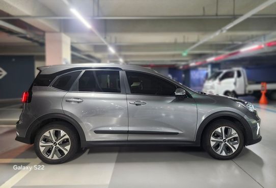 Kia Niro Earth — пробег 57 400 км — фото 4 из 5