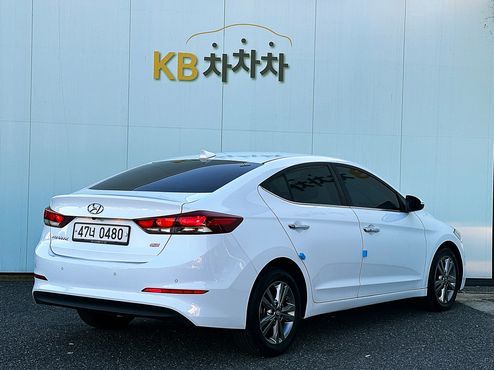 Hyundai AVANTE 1.6 GDI Modern — пробег 151 610 км — фото 2 из 5