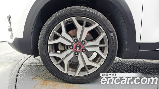 Kia Seltos из Кореи Encar