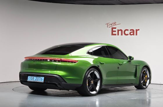 Porsche Taycan Turbo S — пробег 27 457 км — фото 2 из 5