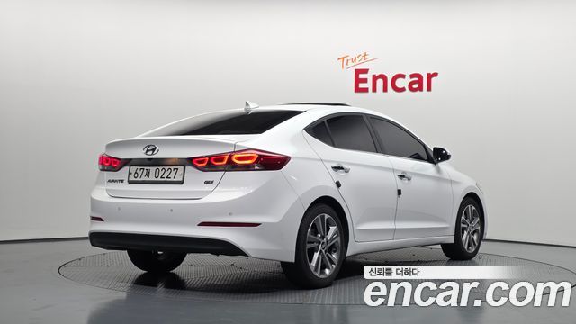 Hyundai AVANTE из Кореи Encar