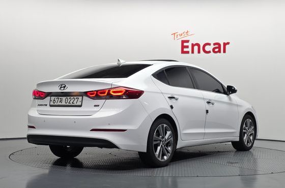 Hyundai AVANTE 1.6 GDI Modern special — пробег 126 426 км — фото 2 из 5