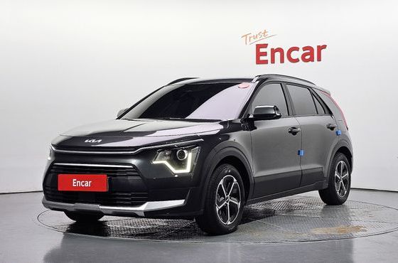 Kia Niro Prestige — пробег 11 829 км — фото 1 из 5