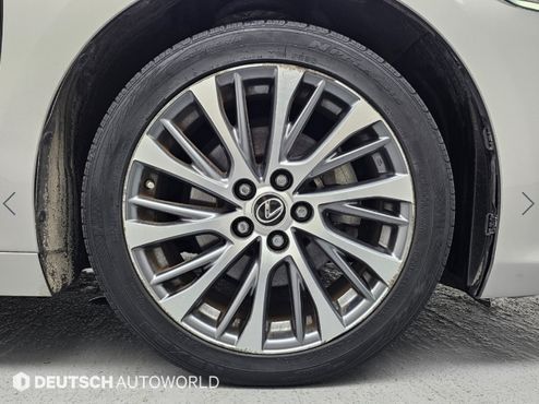 Lexus ES Luxury — пробег 99 303 км — фото 5 из 5