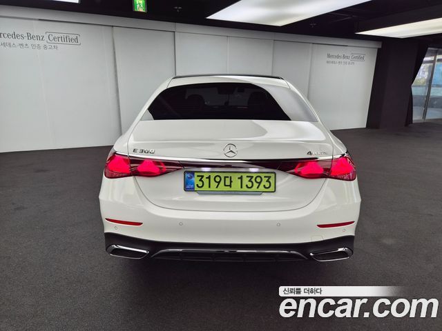 Mercedes-Benz E-Class E300 4MATIC AMG Line — пробег 6 941 км — фото 4 из 5
