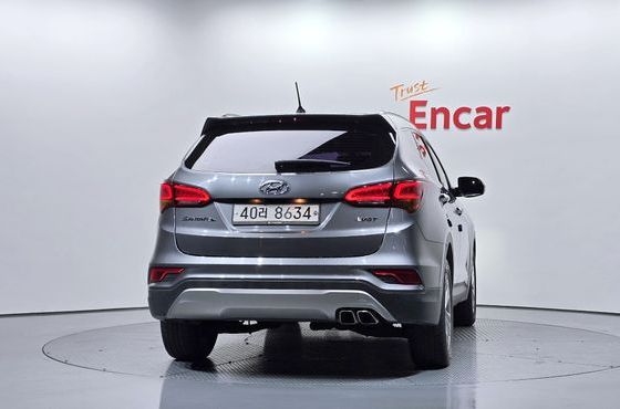 Hyundai Santafe Diesel 2.0 2WD Premium — пробег 111 494 км — фото 4 из 5