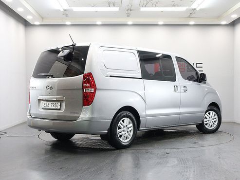 Hyundai Starex 5-Seater VAN Smart — пробег 74 679 км — фото 4 из 5
