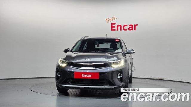 Kia Stonic из Кореи Encar