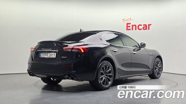 Maserati Ghibli из Кореи Encar