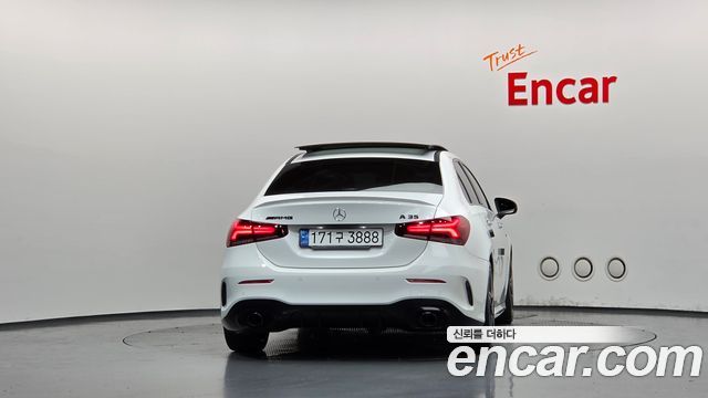 Mercedes-Benz A-Class AMG A35 4MATIC Sedan — пробег 24 912 км — фото 4 из 5