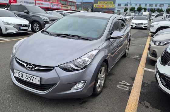 Hyundai AVANTE M16 GDI Avenue — пробег 28 000 км — фото 1 из 5