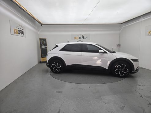 Hyundai Ioniq5 Long Range AWD Exclusive — пробег 211 912 км — фото 3 из 5