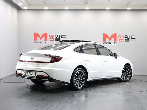 Hyundai Sonata 2.0 Premium Family — пробег 143 400 км — фото 4 из 5