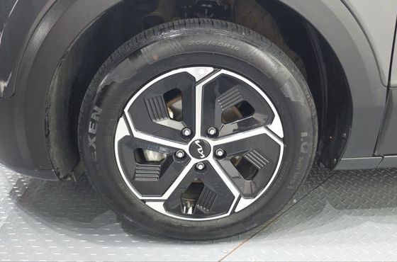 Kia Niro Prestige — пробег 45 599 км — фото 5 из 5