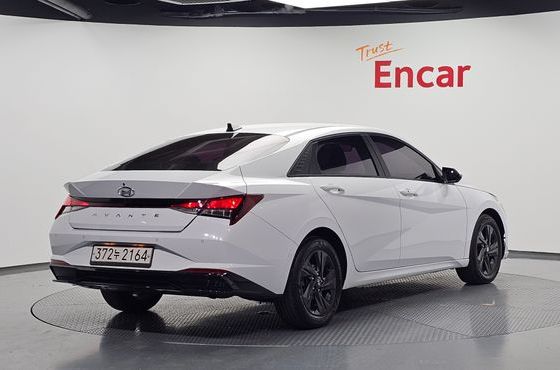 Hyundai AVANTE Modern — пробег 116 048 км — фото 2 из 5