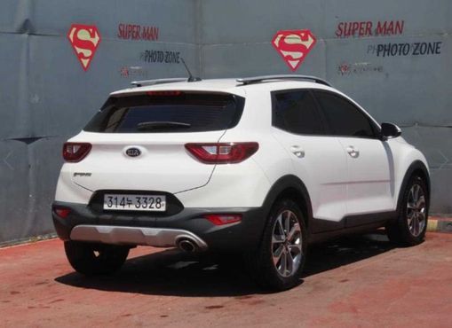 Kia Stonic Diesel 1.6 Prestige — пробег 159 607 км — фото 3 из 5