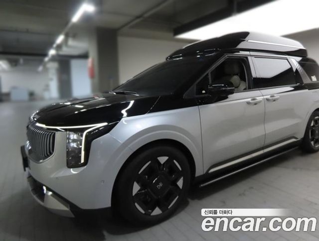 Kia Carnival Gasoline 9-Seater Hi Limousine (7-seater Limousine(Special vehicle) — пробег 13 390 км — фото 3 из 5