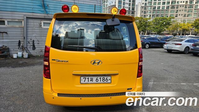 Hyundai Starex School Bus LPi — пробег 18 294 км — фото 4 из 5