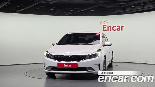 Kia K3 из Кореи Encar