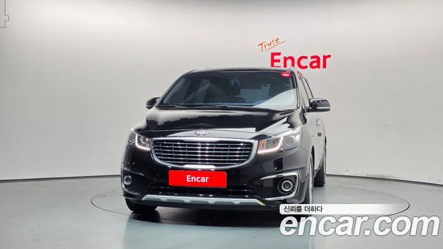 Kia Carnival 7-seater Limousine VIP — пробег 104 427 км — фото 3 из 5