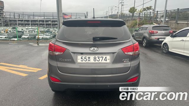 Hyundai Tucson Diesel 2WD X20 Luxury — пробег 232 199 км — фото 3 из 5