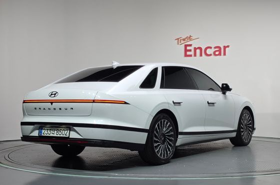 Hyundai Grandeur Calligraphy — пробег 20 562 км — фото 2 из 5