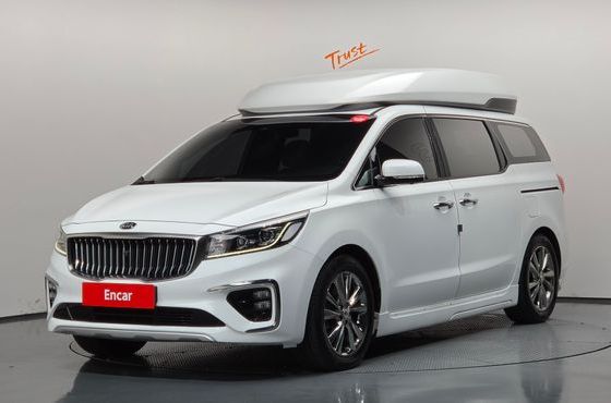 Kia Carnival 9-Seater Hi-Limousine Noblesse Special — пробег 88 599 км — фото 1 из 5
