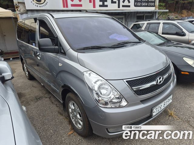 Hyundai Starex 12-Seater Wagon CVX Luxury — пробег 135 000 км — фото 3 из 5