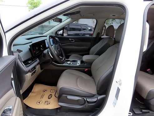 Kia Carnival Diesel 9-Seater Prestige — пробег 21 137 км — фото 5 из 5