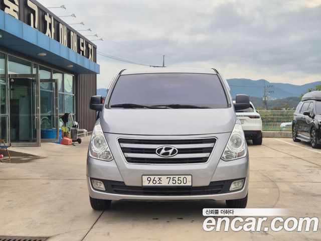 Hyundai Starex 5-Seater VAN Modern — пробег 228 789 км — фото 2 из 5