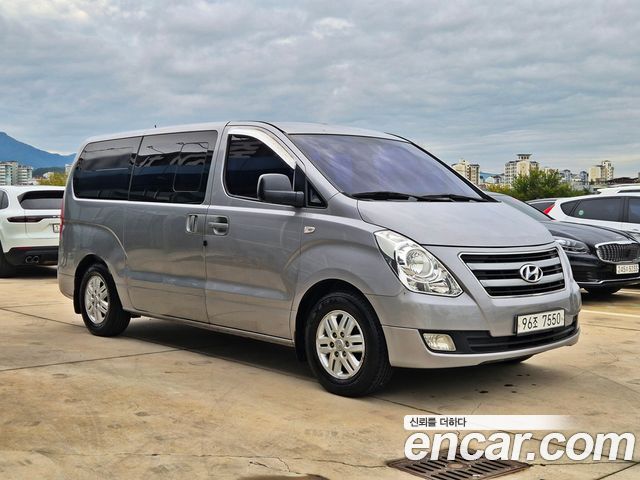 Hyundai Starex 5-Seater VAN Modern — пробег 228 789 км — фото 3 из 5