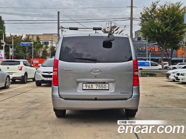 Hyundai Starex 5-Seater VAN Modern — пробег 228 789 км — фото 5 из 5