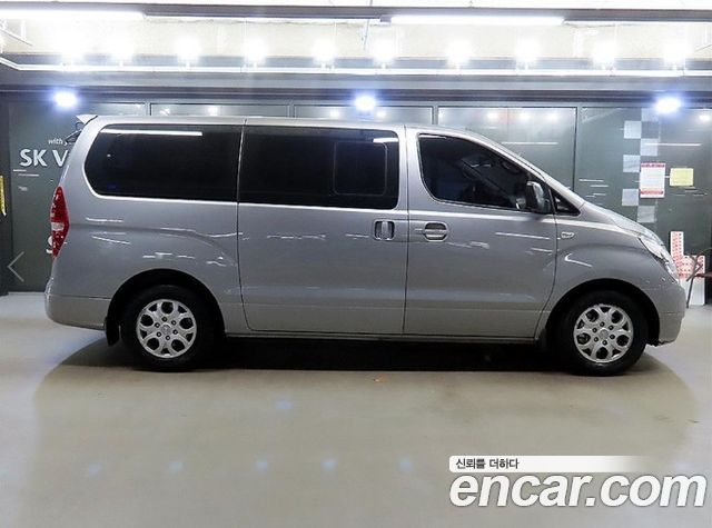 Hyundai Starex 12-Seater Wagon CVX Luxury — пробег 195 186 км — фото 4 из 5