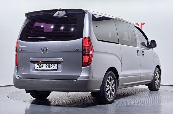 Hyundai Starex 11-Seater Wagon Modern Special — пробег 171 806 км — фото 2 из 5