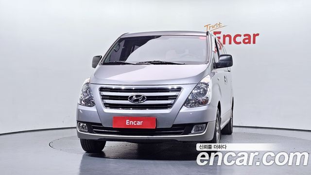 Hyundai Starex 11-Seater Wagon Modern Special — пробег 171 806 км — фото 3 из 5