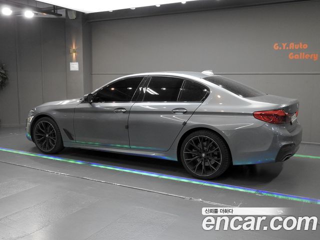 BMW 5-Series 520d xDrive M Sport Package — пробег 273 960 км — фото 2 из 5