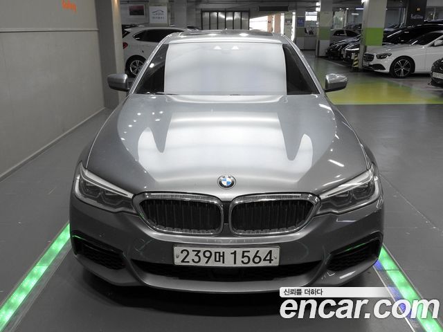 BMW 5-Series 520d xDrive M Sport Package — пробег 273 960 км — фото 3 из 5