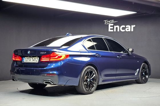 BMW 5-Series 530i xDrive M Sport Package Plus — пробег 116 233 км — фото 2 из 5
