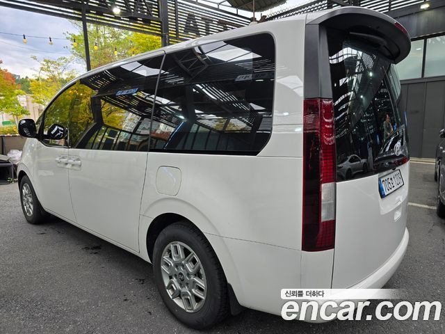 Hyundai Staria Tourer 11-Seater Modern — пробег 21 500 км — фото 5 из 5
