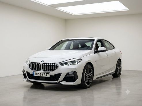 BMW 2-Series 220i M Sports — пробег 17 479 км — фото 1 из 5