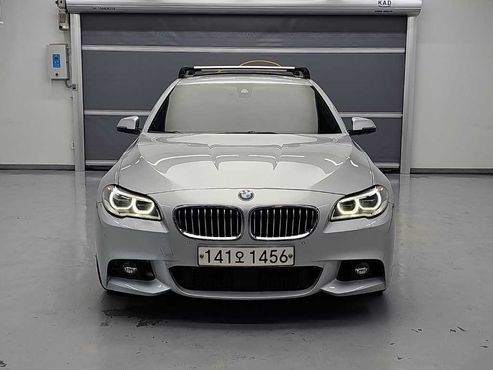 BMW 5-Series 520d xDrive M Aero Dynamic — пробег 209 795 км — фото 2 из 5