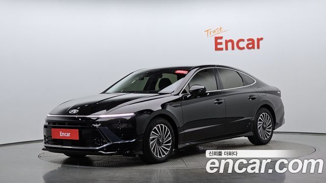 Hyundai Sonata Exclusive — пробег 27 693 км — фото 1 из 5