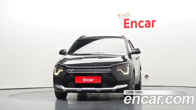 Kia Niro Prestige — пробег 92 557 км — фото 3 из 5