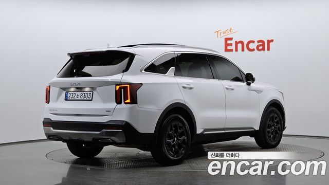 Kia Sorento HEV 1.6 2WD Signature — пробег 7 624 км — фото 2 из 5