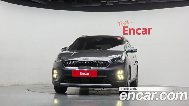 Kia Niro 1.6 HEV Noblesse Special — пробег 81 608 км — фото 3 из 5
