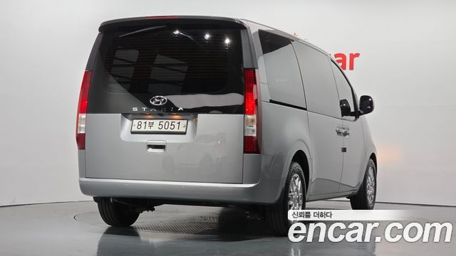 Hyundai Staria Cargo 3-Seater Modern — пробег 177 882 км — фото 2 из 5
