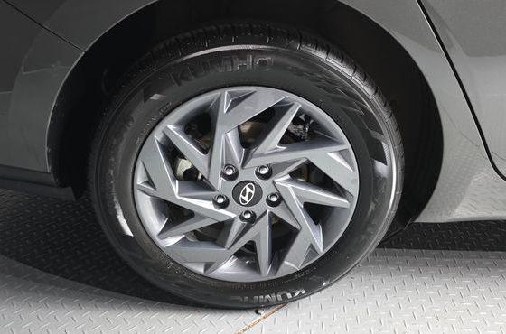 Hyundai AVANTE Modern — пробег 10 687 км — фото 5 из 5